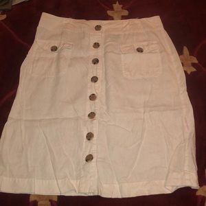EUC. Button down white skirt.